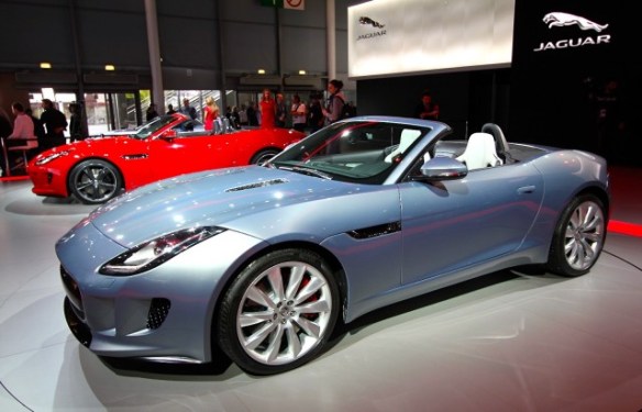 2014-jaguar-f-type_100403591_m