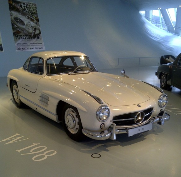 Another Gullwing